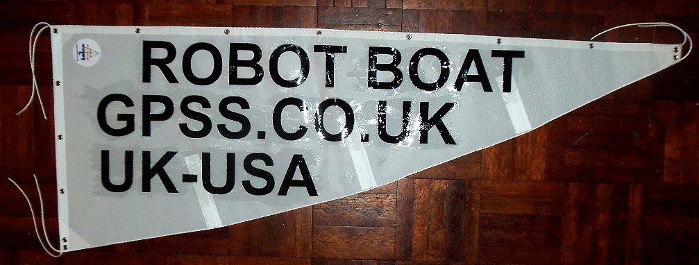 Boat 11 Nylet sail with Humbol sticky letters